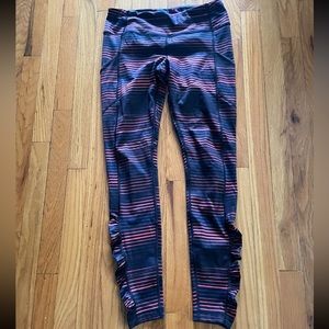 Lululemon speed tight IV, size 8, GUC, twisted dune alarming black